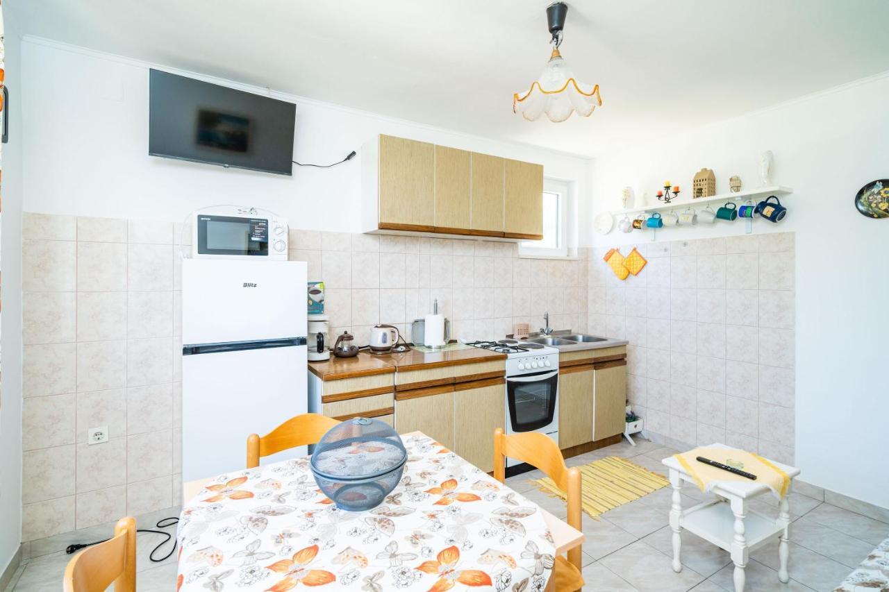 Apartment Laurel Leaf Lovorno Luaran gambar