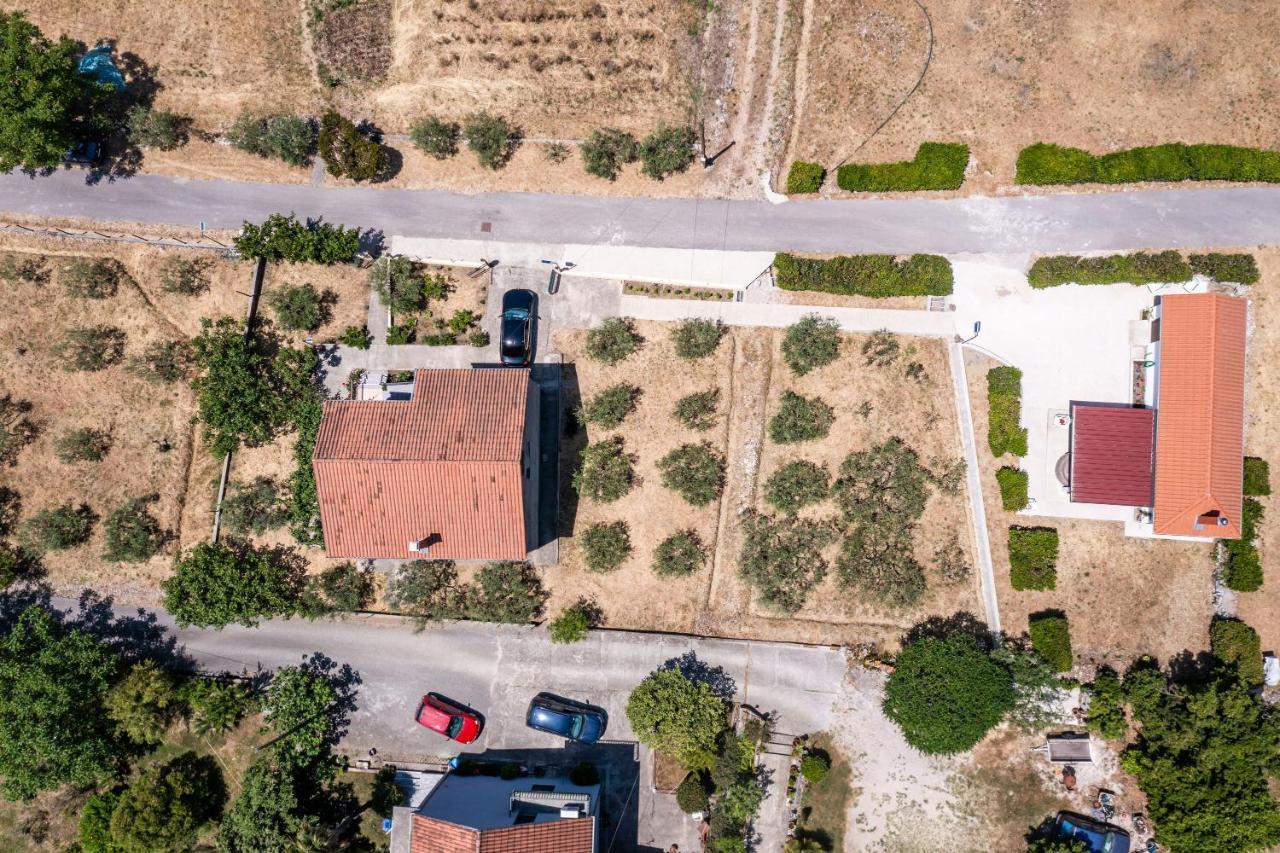 Apartment Laurel Leaf Lovorno Luaran gambar