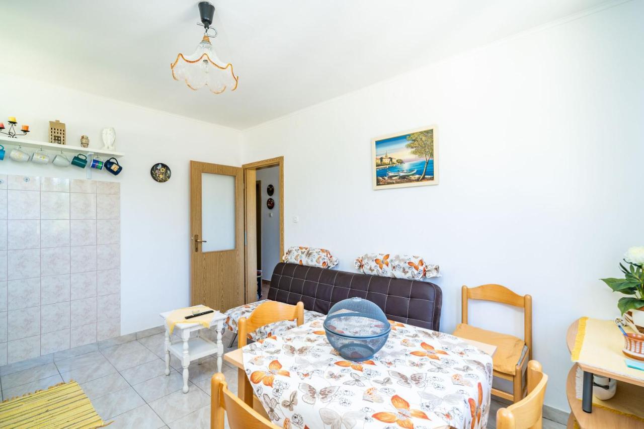 Apartment Laurel Leaf Lovorno Luaran gambar